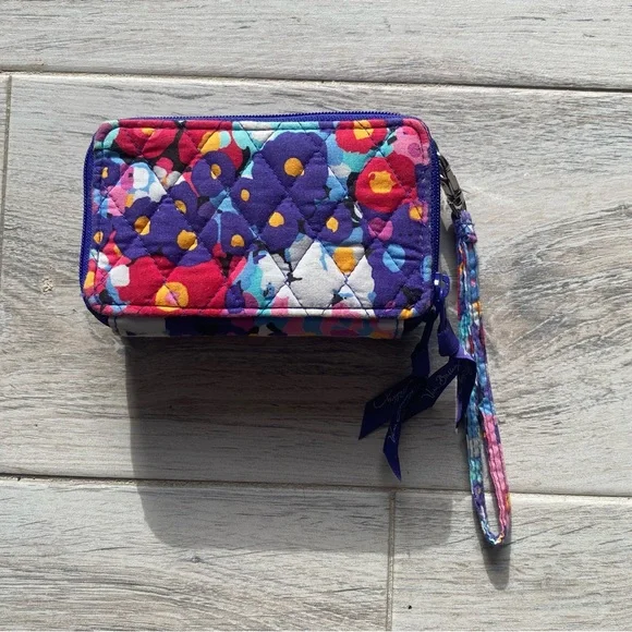 NWOT Vera Bradley Wristlet Bag - Picture 2 of 6